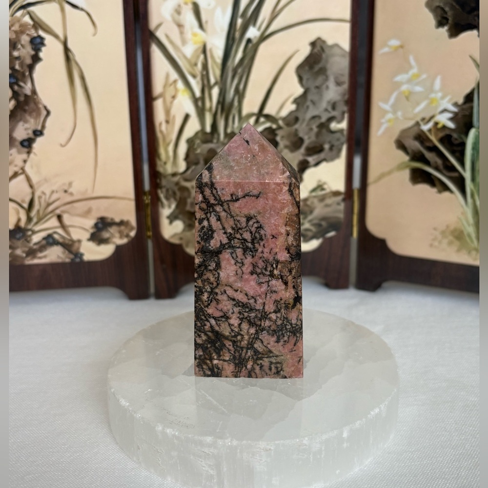 Rhodonite tower